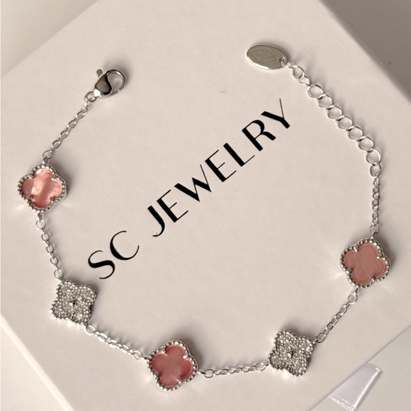 Petite Clover Bracelet Pink Mother of Pearl& Real Zircon Silver Tone Chain - Picture 5 of 11
